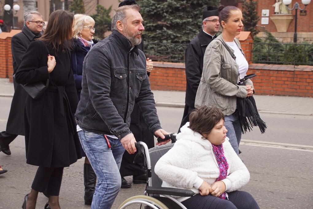 Szkoła Podstawowa nr 13 im. A. Szklarskiego obchodzi w tym roku swoje 50-lecie.