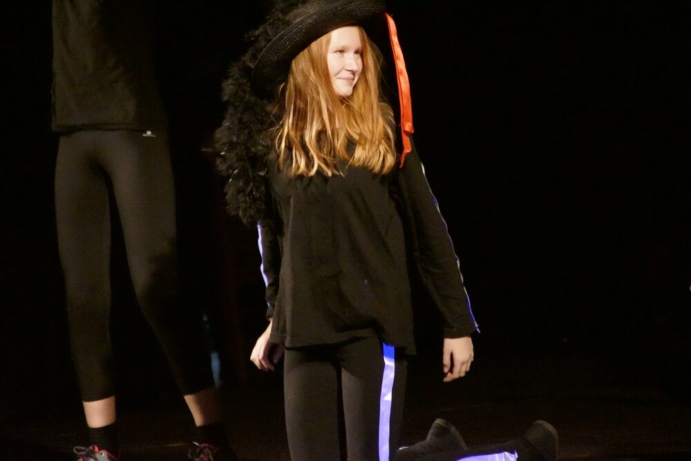 Dom Kultury w Rudzie Śląskiej - Bielszowice był dziś miejscem wyjątkowych wzruszeń, wspomnień, podziękowań i spotkań po latach. To nauczyciele i uczniowie Szkoły Podstawowej nr 6 w Rudzie Śląskiej świętowali dziś jubileusz 30-lecia placówki.