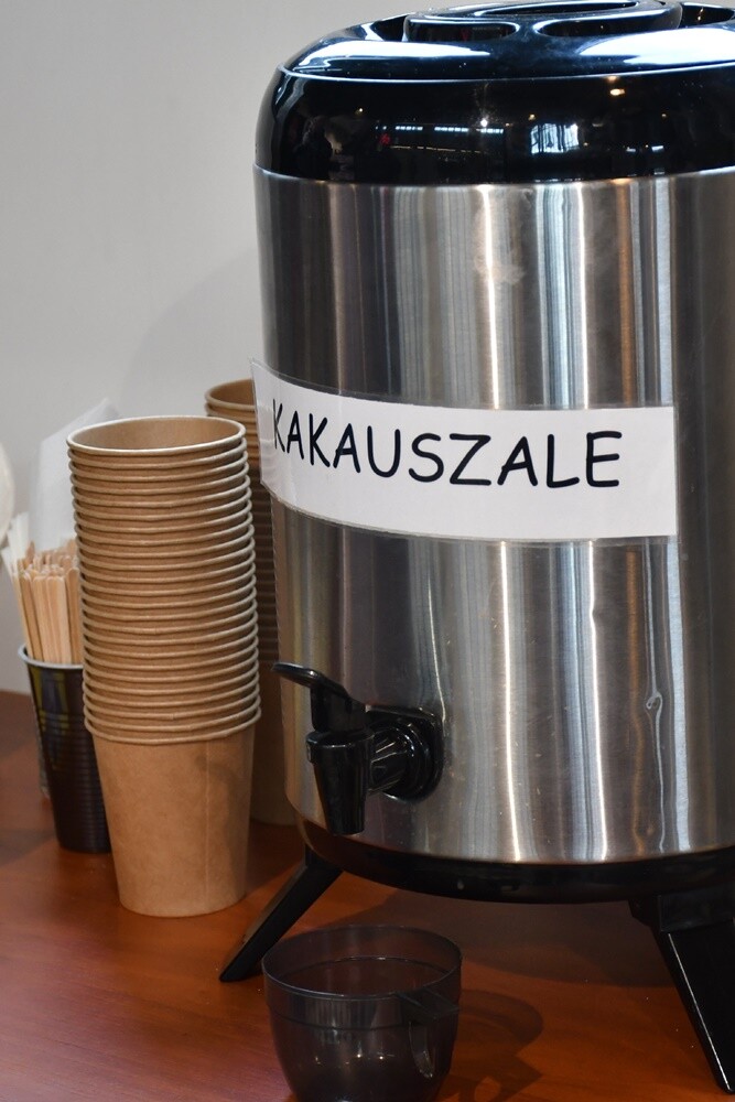 Wczoraj w Stacji Biblioteka odbyło się kolejne wydarzenie w ramach Festu Literackiego "Kakauszale" - VIII Targi Śląskiej Książki. W czasie imprezy śląscy wydawcy zaprezentowali swoje najnowsze książki, które podpisywane były przez autorów biorących udział w targach. 

fot. Jacek Knapik