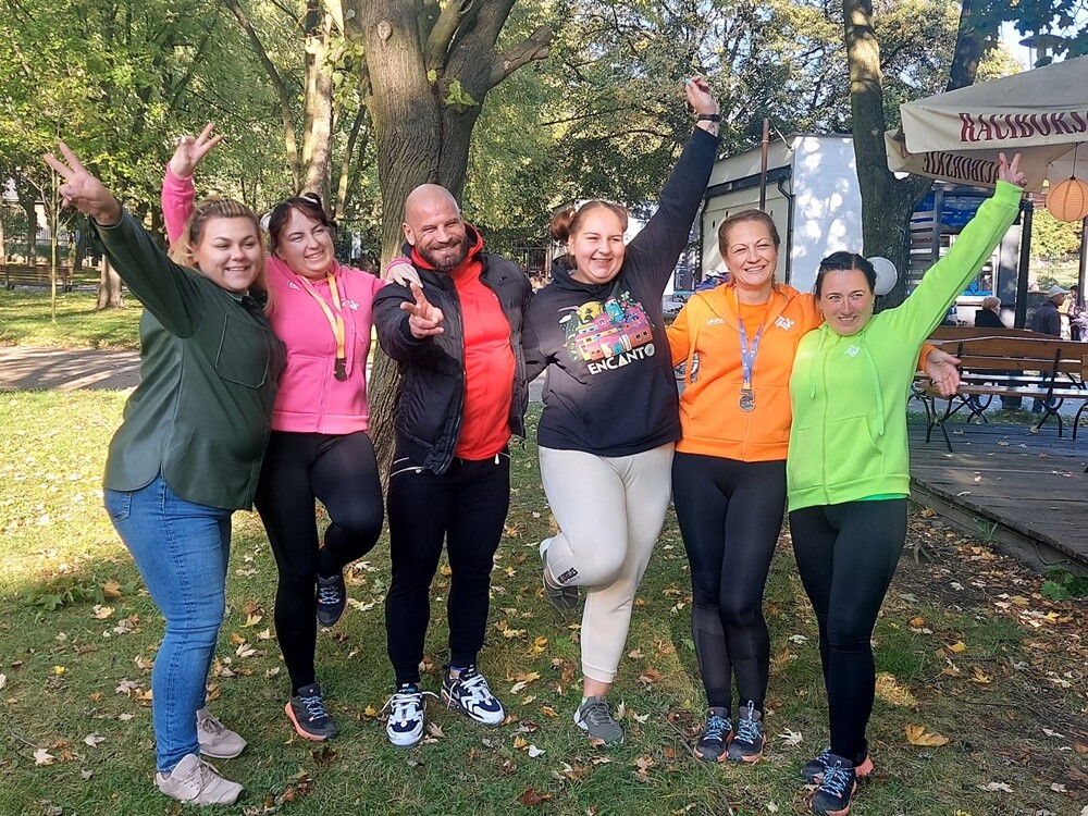 "Kanapowczynie" przeszły spektakularne metamorfozy. Rudzianka schudła 29 kilogramów! / fot. TTV