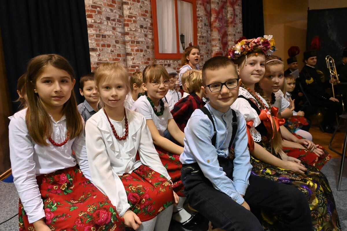 Karlusy 2025 rozdane. Śląska kultura i górnicze tradycje w SP 8. / fot. UM Ruda Śląska