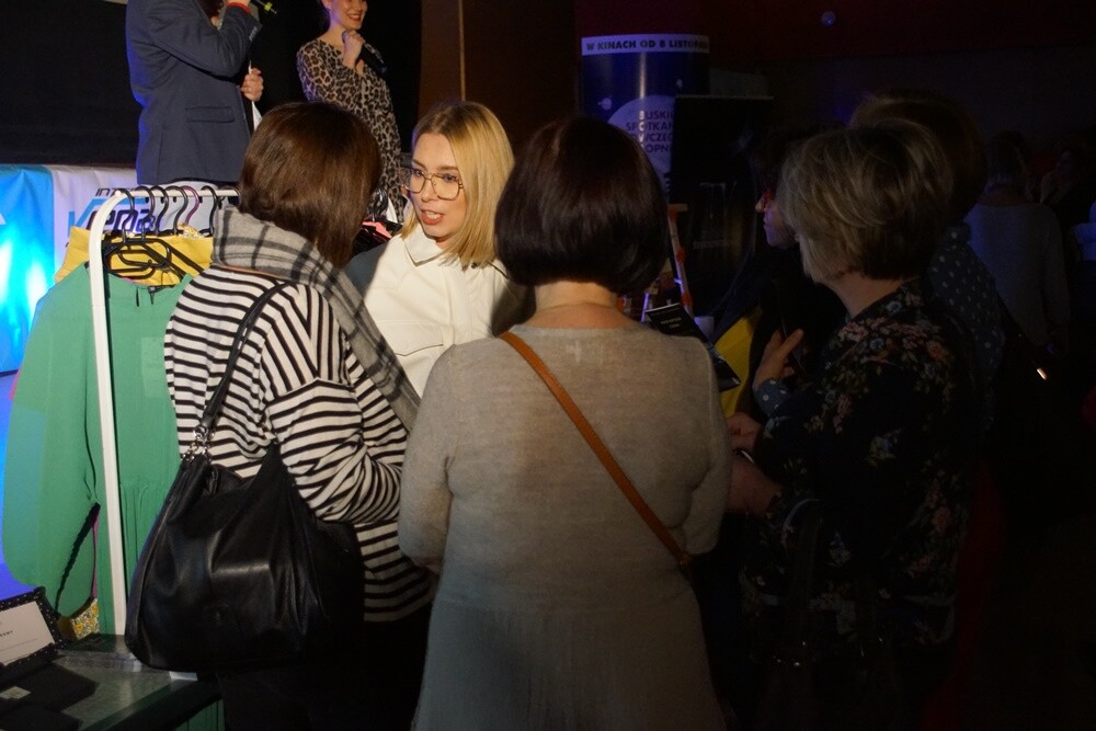 W piątek w Kinie Patria odbyło się kolejne spotkanie z cyklu "Kino dla Kobiet". Tym razem panie wspólnie świętowały Dzień Kobiet!