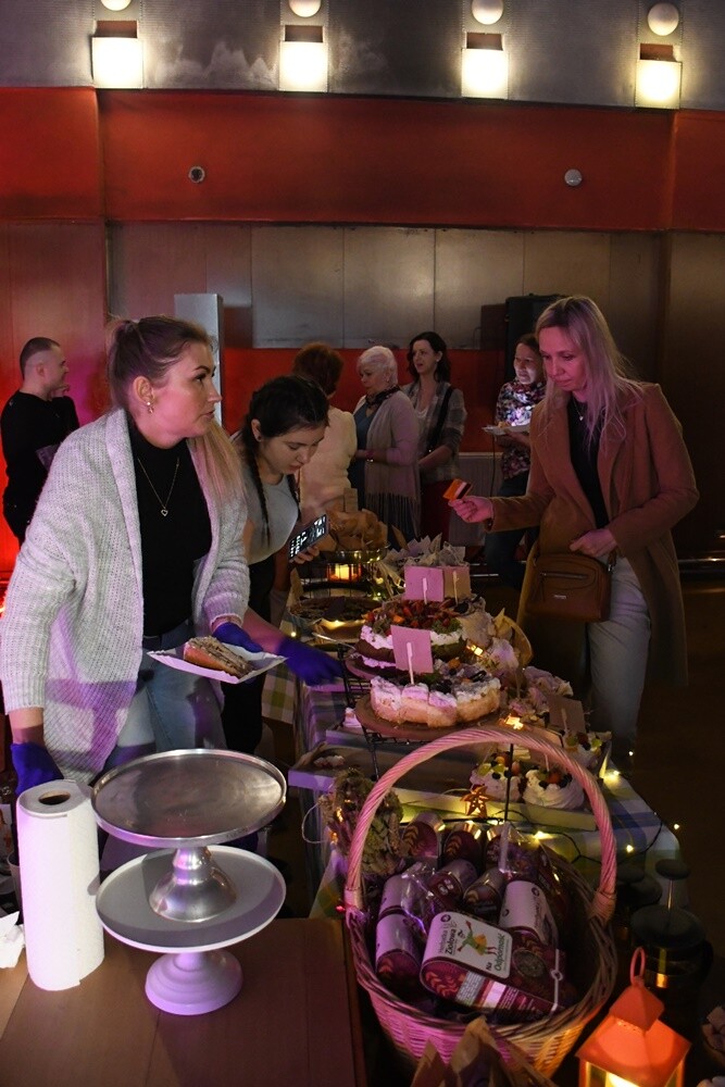 18 marca, w Kinie Patria odbyło się pierwsze w tym roku spotkanie z cyklu "Kino dla Kobiet". Na rudzianki jak zwykle czekało wiele atrakcji!

fot. Jacek Knapik