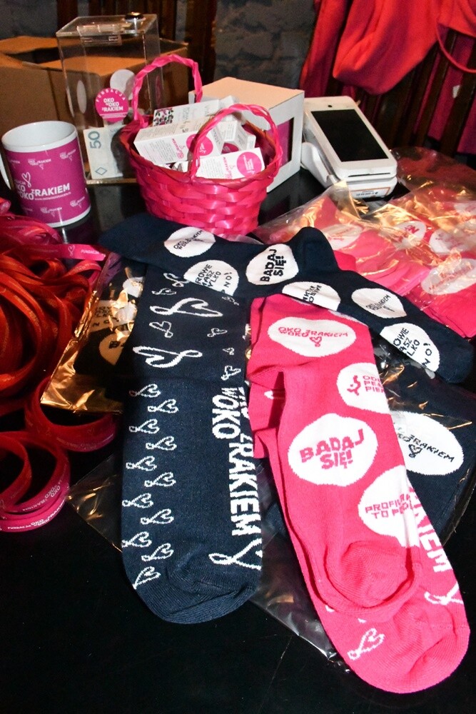 W piątek, 7 października, w Kinie Patria odbyło się pierwsze po przerwie spotkanie z cyklu "Kino dla Kobiet". Na rudzianki, jak zwykle czekało wiele atrakcji!

fot. Jacek Knapik