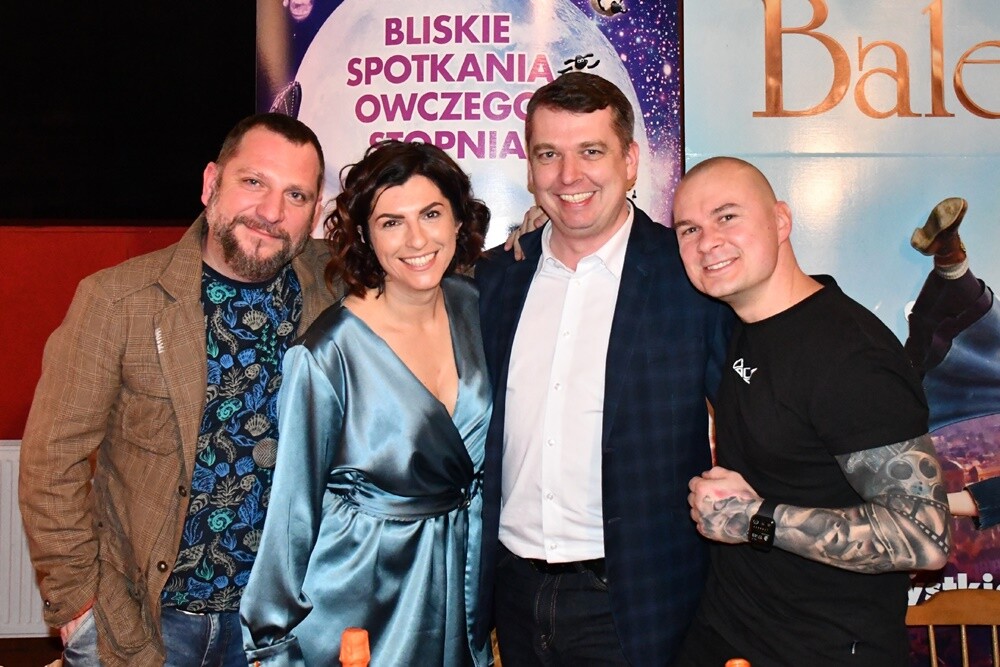 Wczoraj w Kinie Patria odbyło się pierwsze w tym roku spotkanie z cyklu "Kino dla Kobiet". Na rudzianki jak zwykle czekało pełno atrakcji!

fot. Jacek Knapik