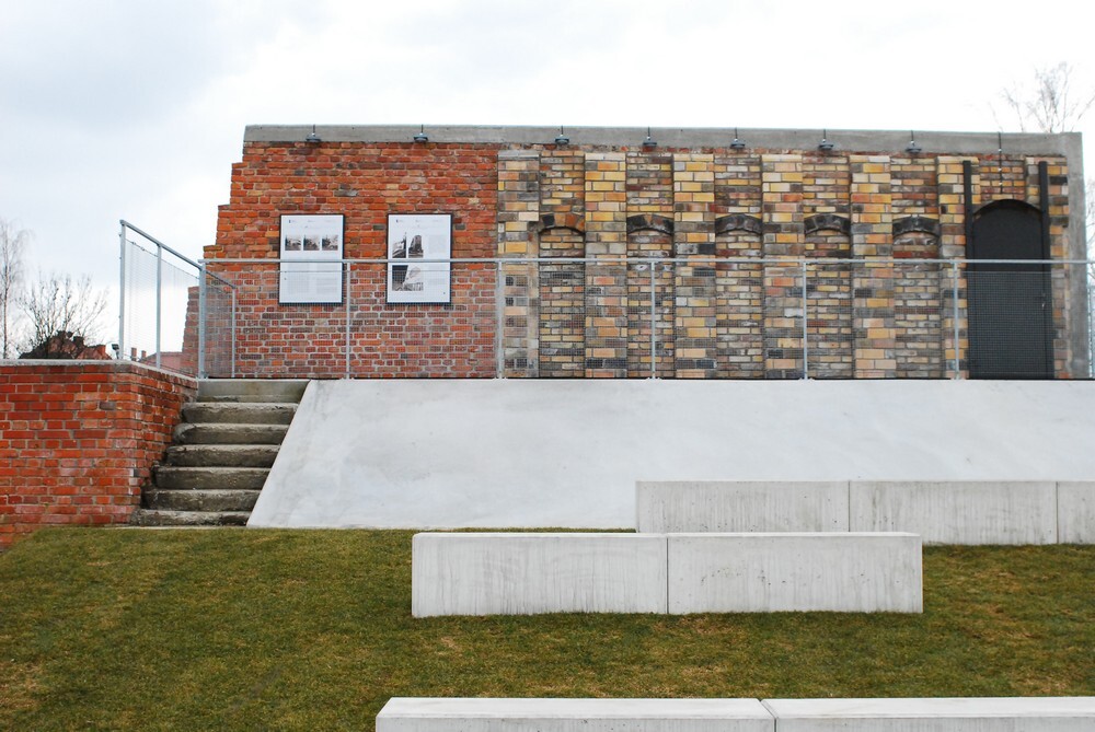 Teren po dawnej koksowni Orzegów w Rudzie Śląskiej zyskał drugie życie. Został oczyszczony z niebezpiecznych substancji, a cały obszar dawnego zakładu zaadaptowano na park z licznymi atrakcjami, m.in. tarasem widokowym, górką saneczkową, placami zabaw czy ścieżką dydaktyczną.