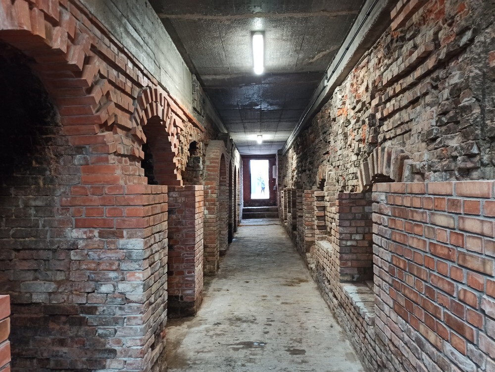 Teren po dawnej koksowni Orzegów w Rudzie Śląskiej zyskał drugie życie. Został oczyszczony z niebezpiecznych substancji, a cały obszar dawnego zakładu zaadaptowano na park z licznymi atrakcjami, m.in. tarasem widokowym, górką saneczkową, placami zabaw czy ścieżką dydaktyczną.