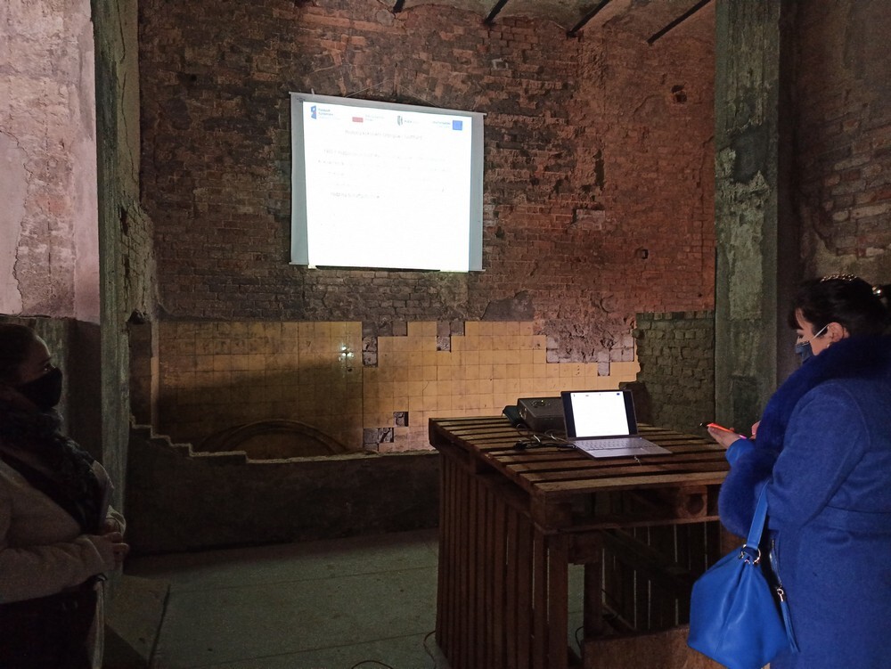 Teren po dawnej koksowni Orzegów w Rudzie Śląskiej zyskał drugie życie. Został oczyszczony z niebezpiecznych substancji, a cały obszar dawnego zakładu zaadaptowano na park z licznymi atrakcjami, m.in. tarasem widokowym, górką saneczkową, placami zabaw czy ścieżką dydaktyczną.