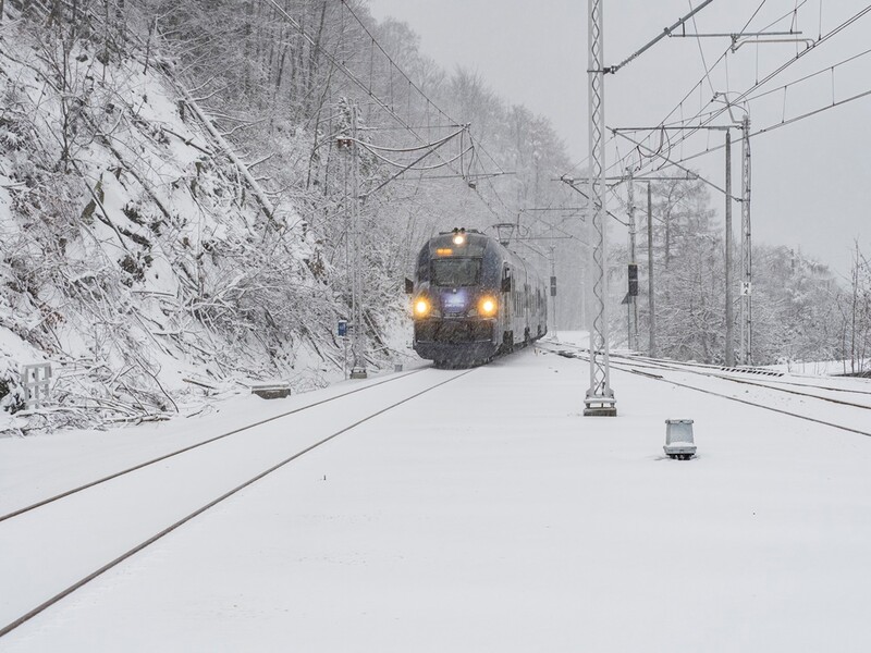 Kolejami Śląskimi w Tatry. Sprawdź dostępne trasy!