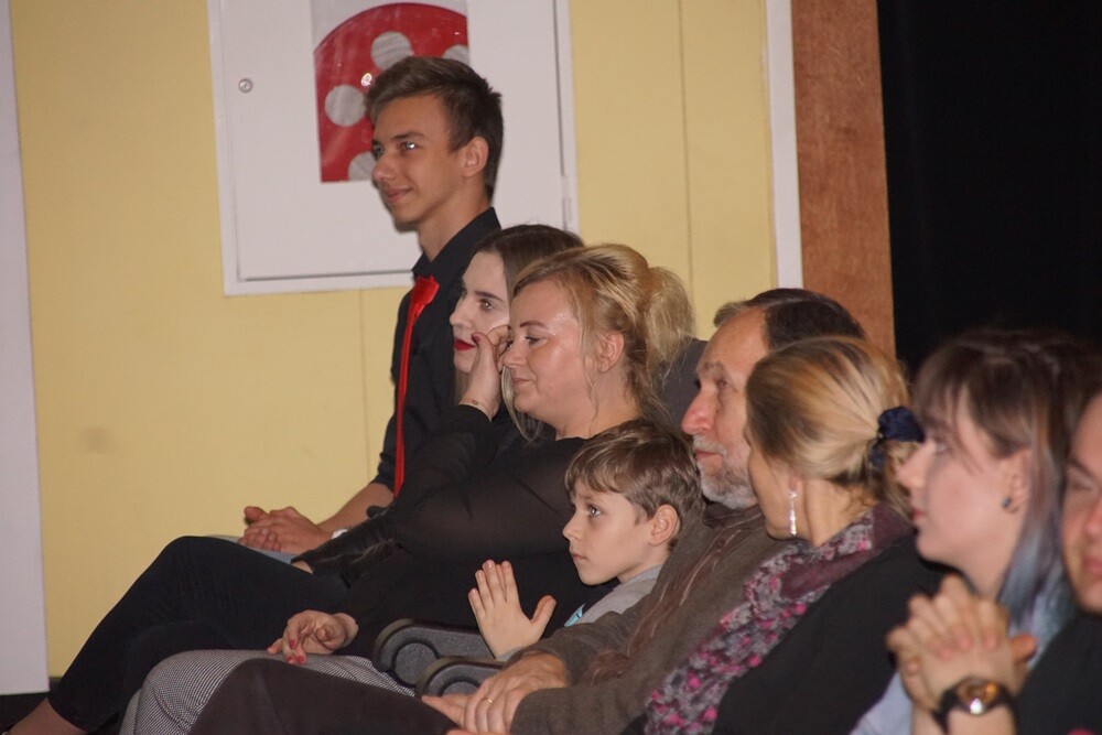 Wczoraj w Miejskim Centrum Kultury im. Henryka Bisty odbył się "Charytatywny koncert dla Dawida" - ucznia I Liceum Ogólnokształcącego im. Adama Mickiewicza, który w wakacje uległ poważnemu wypadkowi.