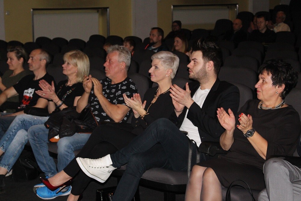 Koncert charytatywny dla Mirosława Piecko odbył się w sobotę (7.04) w Miejskim Centrum Kultury im. H. Bisty. Dochód z koncertu został przeznaczony na leczenie i rehabilitację rudzianina, który przeszedł operację wycięcia glejaka mózgu.