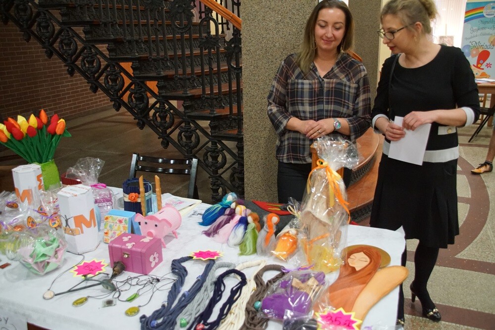 Koncert charytatywny dla Mirosława Piecko odbył się w sobotę (7.04) w Miejskim Centrum Kultury im. H. Bisty. Dochód z koncertu został przeznaczony na leczenie i rehabilitację rudzianina, który przeszedł operację wycięcia glejaka mózgu.