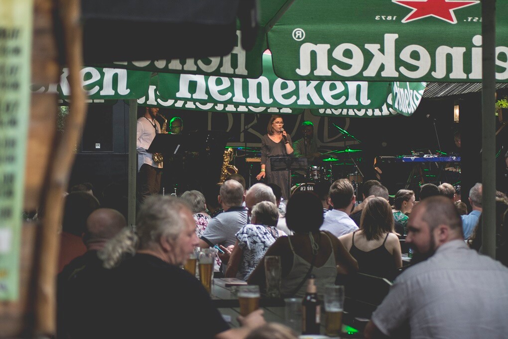 W sobotę w ogrodach Miejskiego Centrum Kultury im. Henryka Bisty odbył się "Koncert charytatywny dla Oli". Koncert i zbiórka organizowane zostały dla Oli Bałdygi. Cały dochód przeznaczony zostanie na leczenie i walkę z ciężką chorobą.