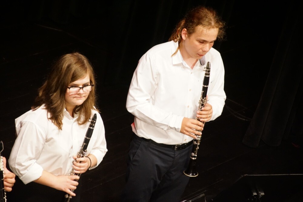 Rudzka szkoła muzyczna zakończyła właśnie kolejny rok szkolny! Na scenie Miejskiego Centrum Kultury im. H. Bisty swoje talenty muzyczne i wokalne zaprezentowali młodzi rudzianie, czyli uczniowie Zespołu Szkół Mzycznych I i II Stopnia w Rudzie Śląskiej.