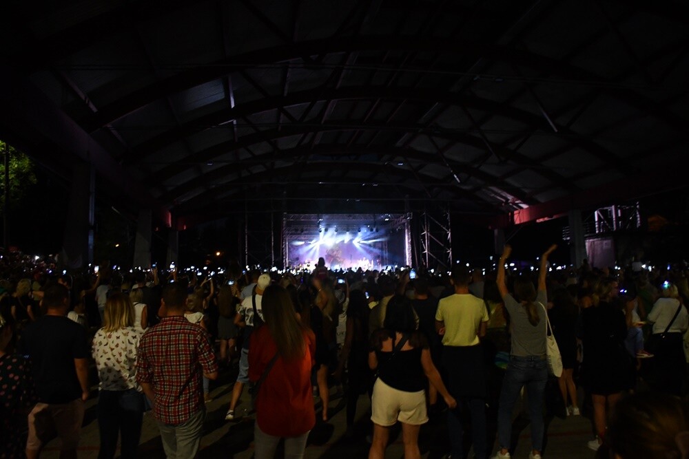 W ubiegłą sobotę Rudę Śląską odwiedziła niezwykle popularna artystka Sanah. Koncert cieszył się ogromną popularnością wśród rudzian. 

fot. Jacek Knapik