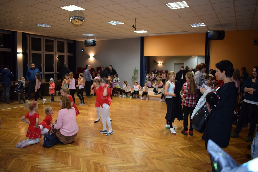 W bielszowickim Domu Kultury odbył się Świąteczny Koncert Sekcji DK.