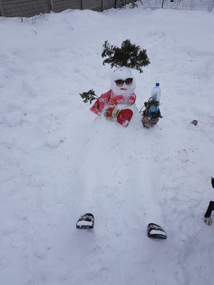 Śnieg zadomowił się u nas chyba na dobre. Skoro jest śnieg, muszą być też bałwanki!
