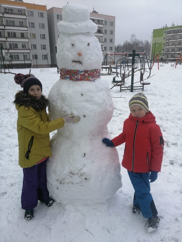 Śnieg zadomowił się u nas chyba na dobre. Skoro jest śnieg, muszą być też bałwanki!