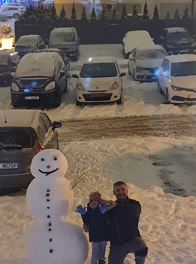 Śnieg zadomowił się u nas chyba na dobre. Skoro jest śnieg, muszą być też bałwanki!