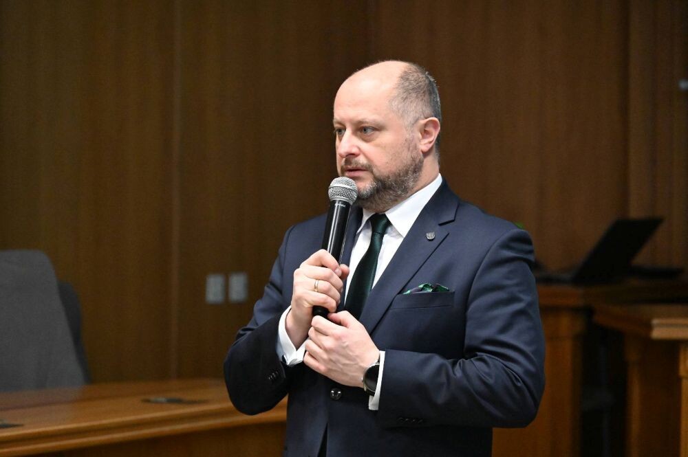 Krytyka w stronę prezydenta miasta zakończona listem do pracodawcy/fot. FB Michał Pierończyk