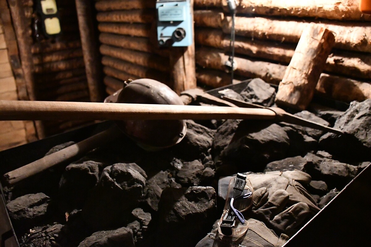 Z okazji zbliżającej się Barbórki, na naszym portalu prezentujemy galerię zdjęć z KWK Ruda Ruchu Bielszowice, wykonanych podczas wyjątkowej akcji zorganizowanej przez posła Łukasza Ściebiorowskiego. / fot. Karolina Bauszek-Żurek