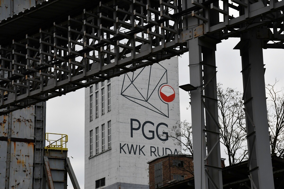 Z okazji zbliżającej się Barbórki, na naszym portalu prezentujemy galerię zdjęć z KWK Ruda Ruchu Bielszowice, wykonanych podczas wyjątkowej akcji zorganizowanej przez posła Łukasza Ściebiorowskiego. / fot. Karolina Bauszek-Żurek