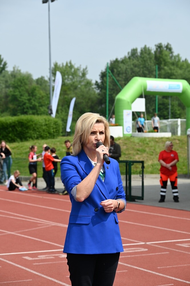 400 dzieci z województwa śląskiego wzięło w ubiegły piątek udział w eliminacjach do kolejnej edycji akcji Lekkoatletyczne Nadzieje Olimpijskie. 

fot. UM Ruda Śląska