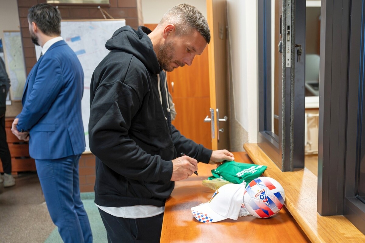 Lukas Podolski odwiedził Ruch Bielszowice w Rudzie Śląskiej. / fot. Marek Mróz / PGG