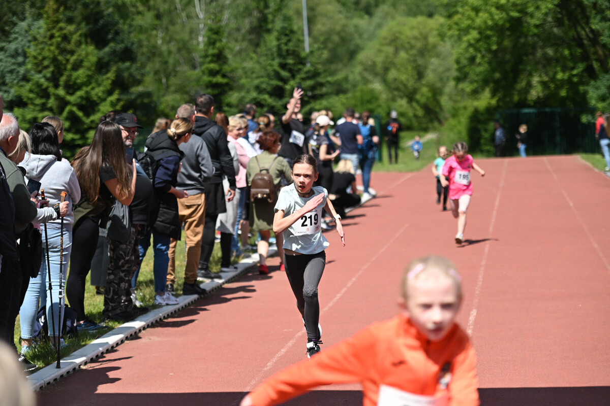 Rudzianie pobiegli z wiewiórką. Dziś majowa edycja biegu przeszła do historii / fot. Marek i Krzysztof Faber