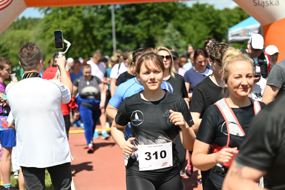 Rudzianie pobiegli z wiewiórką. Dziś majowa edycja biegu przeszła do historii / fot. Marek i Krzysztof Faber