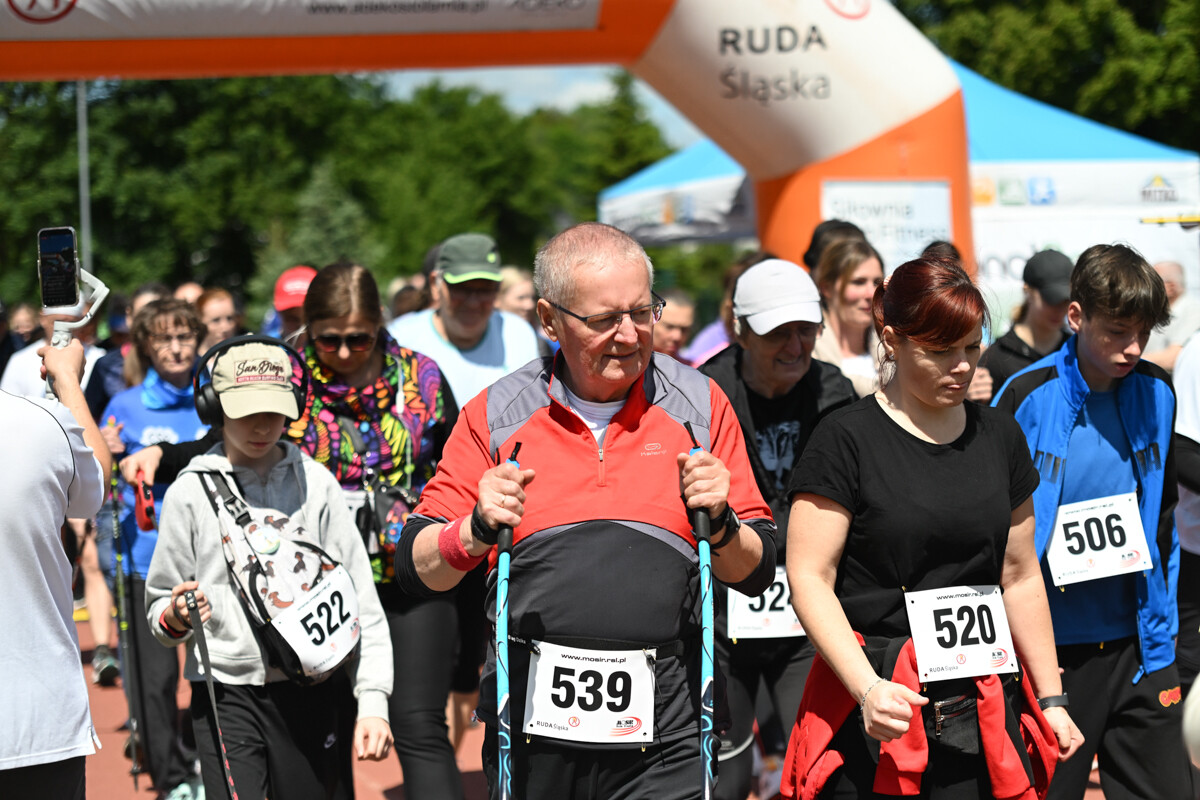 Rudzianie pobiegli z wiewiórką. Dziś majowa edycja biegu przeszła do historii / fot. Marek i Krzysztof Faber