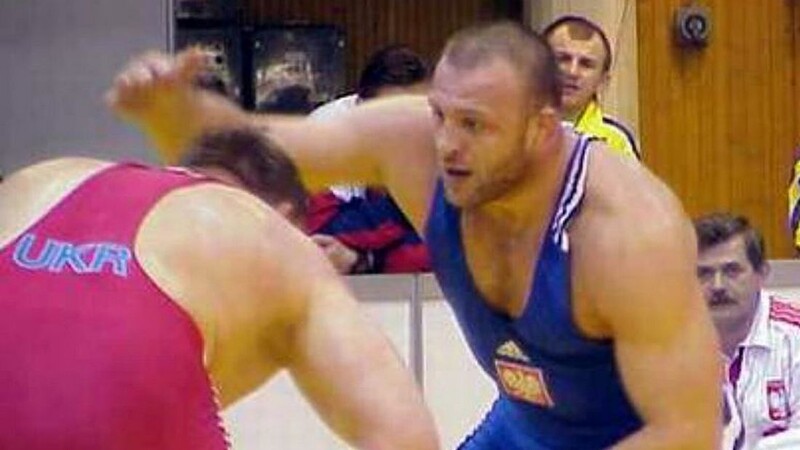 Marek Garmulewicz ze Slavii obchodzi urodziny – to sportowy wzór dla młodych zapaśników