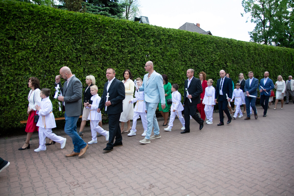 Pierwsza Komunia Święta w parafii Matki Bożej Różańcowej w Halembie / fot. Marek i Krzysztof Faber