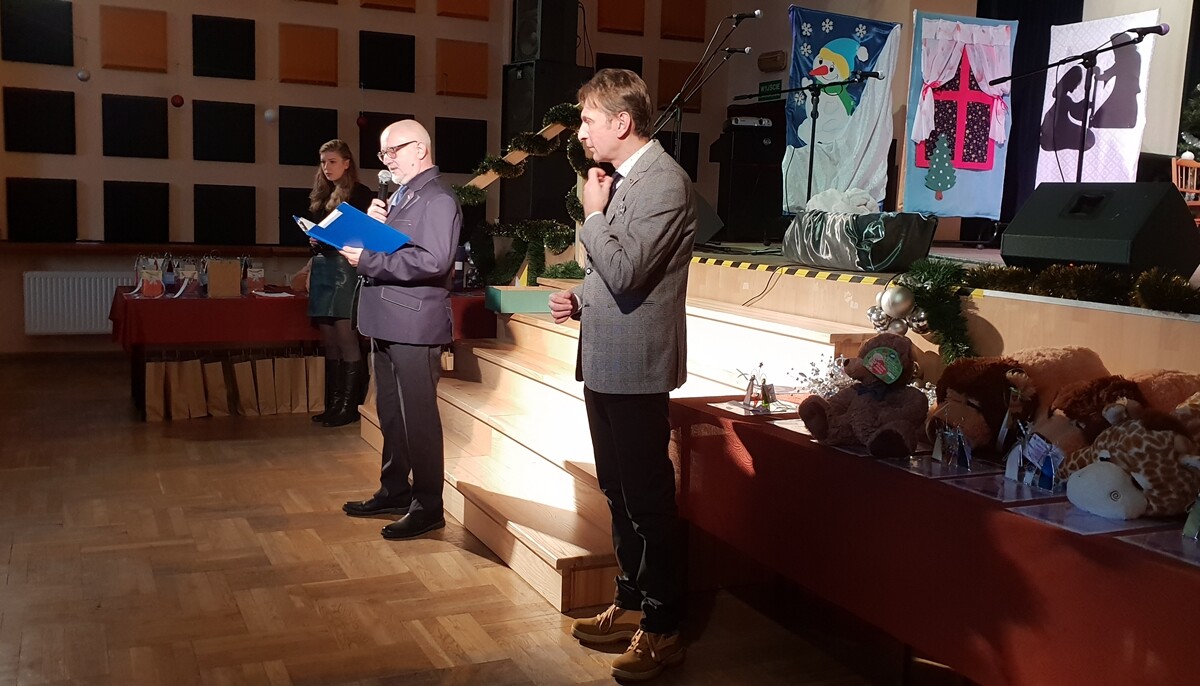 Fotorelacja z gali w MDK, podsumowującej konkursy świąteczne: 22 Festiwal Kolęd i Pastorałek "Nasze Kolędowanie", Konkurs Plastyczny "Anioł 2018", 23 Przegląd Dziecięcych i Młodzieżowych Zespołów Jasełkowych.