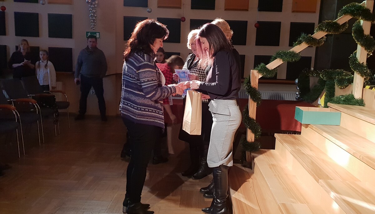 Fotorelacja z gali w MDK, podsumowującej konkursy świąteczne: 22 Festiwal Kolęd i Pastorałek "Nasze Kolędowanie", Konkurs Plastyczny "Anioł 2018", 23 Przegląd Dziecięcych i Młodzieżowych Zespołów Jasełkowych.