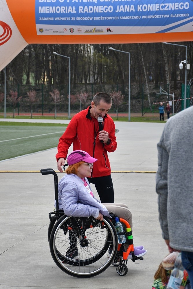 Niedzielne przedpołudnie można dziś było aktywnie spędzić na Burloch Arenie w Orzegowie. Obiekt ten gościł uczestników XVIII Memoriału Radnego Jana Koniecznego. 

fot. Jacek Knapik