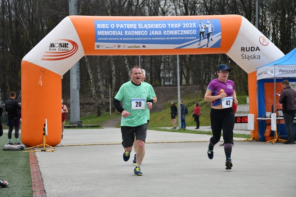 Niedzielne przedpołudnie można dziś było aktywnie spędzić na Burloch Arenie w Orzegowie. Obiekt ten gościł uczestników XVIII Memoriału Radnego Jana Koniecznego. 

fot. Jacek Knapik