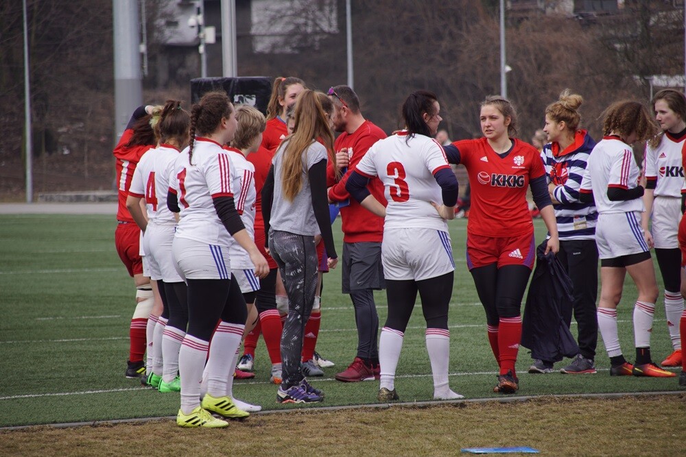 Na Burloch Arenie odbył się w niedzielę międzynarodowy towarzyski turniej rugby 7. Ruda Śląska gościła kobiece reprezentacje z Niemiec, Czech i Polski oraz Diablice Ruda Śląska.
