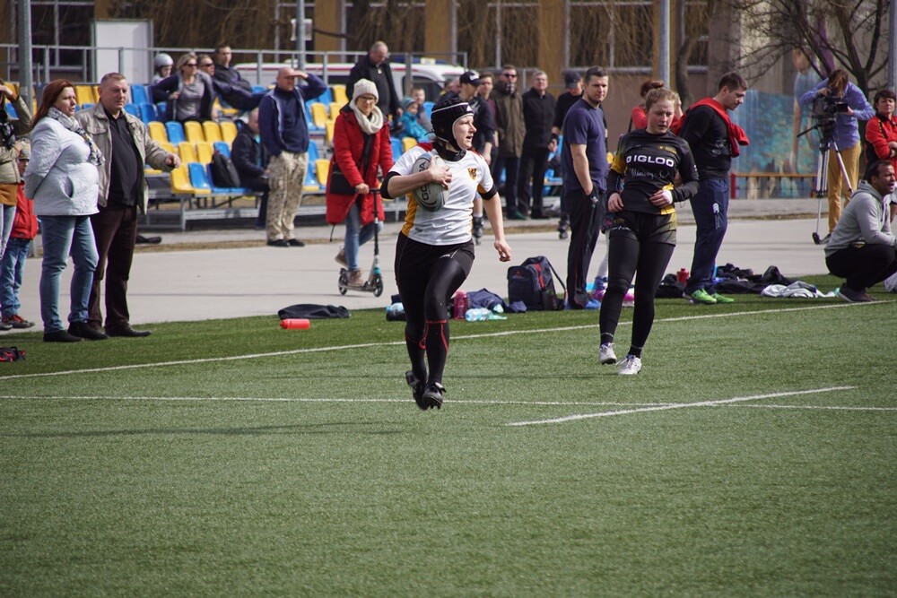 Na Burloch Arenie odbył się w niedzielę międzynarodowy towarzyski turniej rugby 7. Ruda Śląska gościła kobiece reprezentacje z Niemiec, Czech i Polski oraz Diablice Ruda Śląska.