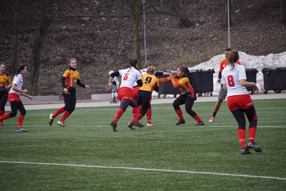 Na Burloch Arenie odbył się w niedzielę międzynarodowy towarzyski turniej rugby 7. Ruda Śląska gościła kobiece reprezentacje z Niemiec, Czech i Polski oraz Diablice Ruda Śląska.