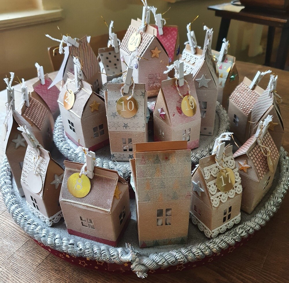 6 grudnia św. Mikołaj odwiedza wszystkie dzieci, aby obdarować je prezentami. Z tej okazji tych małych i nieco starszych pacjentów Szpitala Miejskiego w Rudzie Śląskiej odwiedził Mikołaj w towarzystwie prezydenta Michała Pierończyka. 

fot. FB Michał Pierończyk