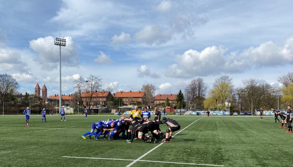 W pierwszym meczu rundy rewanżowej rozgrywek II Ligi rugby (sobota, 09.04. br.) rudzkie Gryfy podjęły na Burloch Arenie zespół Rugby Team Olsztyn. Rudzianie byli mocno zdeterminowani, żeby zrewanżować się gościom za jesienną wyjazdową porażkę.