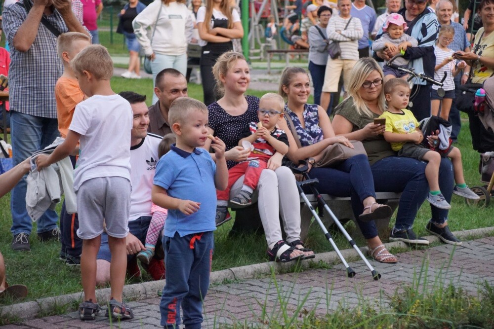 Wczoraj w Parku Strzelnica odbył się ostatni z cyklu festyn "Po sąsiedzku", podczas którego wybrano Miss Lata 2018. Gwiazdą wieczoru była Iwona Węgrowska.