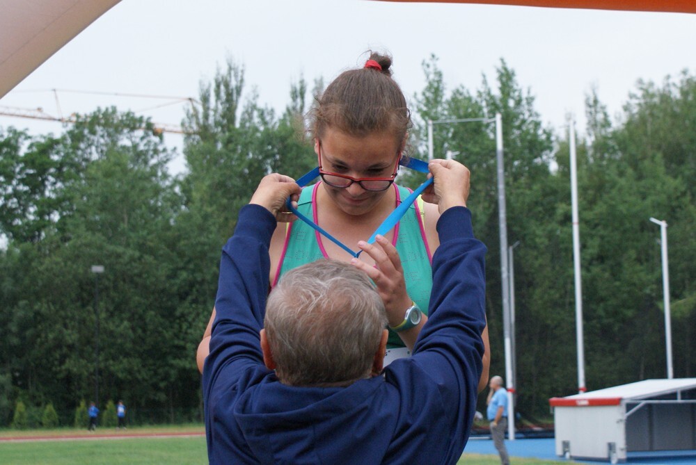 Na stadionie przy ulicy Czarnoleśnej odbyły się lekkoatletyczne Mistrzostwa Śląska Dzieci.
