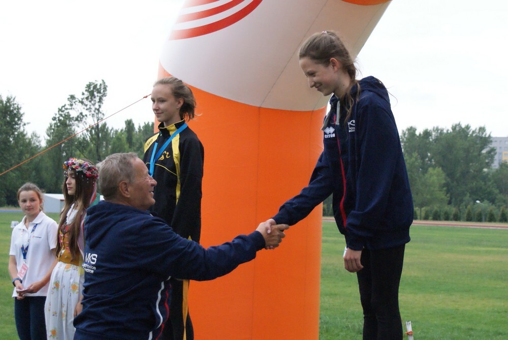 Na stadionie przy ulicy Czarnoleśnej odbyły się lekkoatletyczne Mistrzostwa Śląska Dzieci.