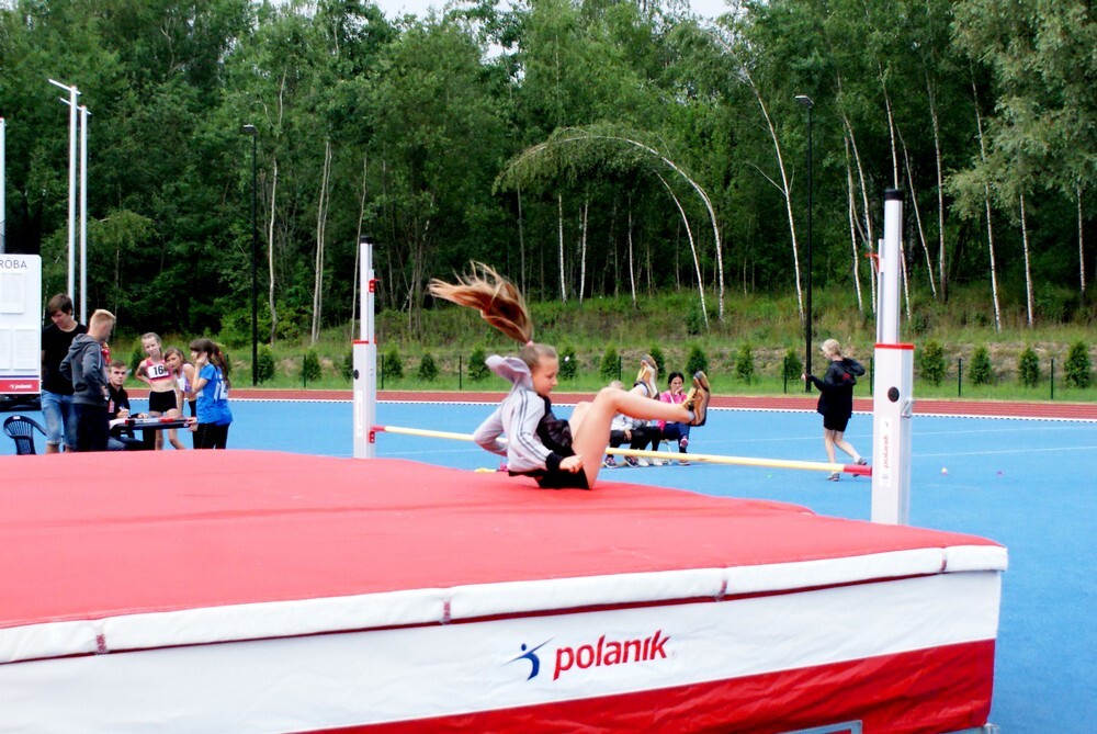 Na stadionie przy ulicy Czarnoleśnej odbyły się lekkoatletyczne Mistrzostwa Śląska Dzieci.