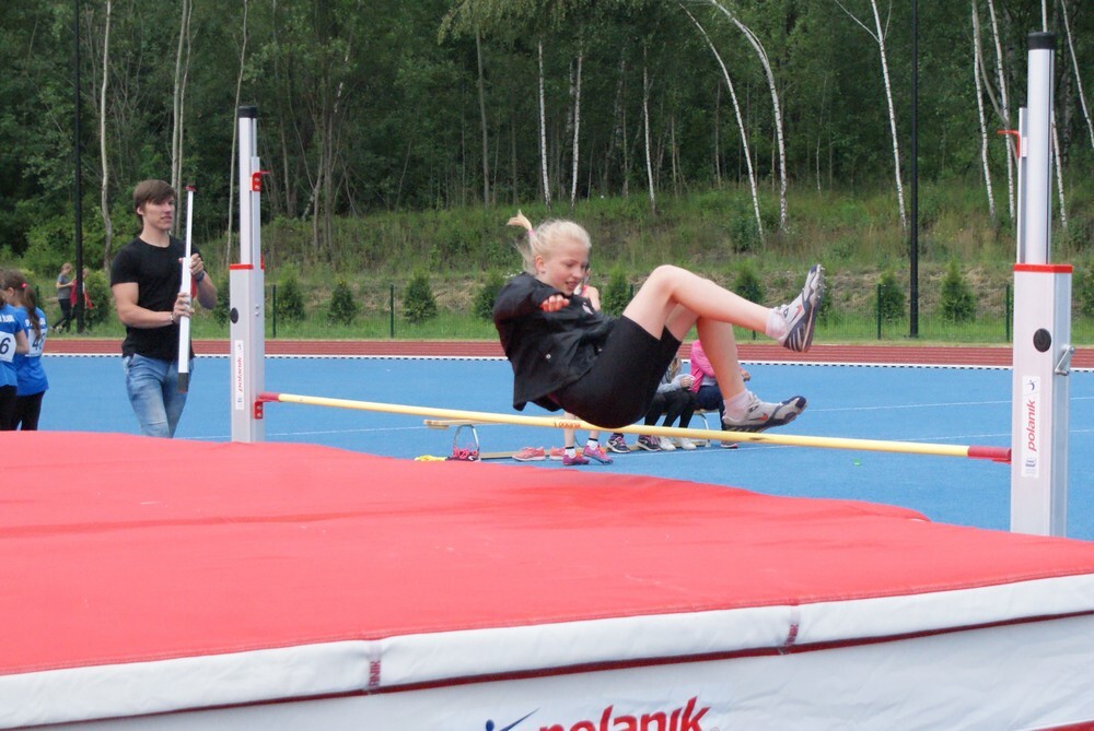Na stadionie przy ulicy Czarnoleśnej odbyły się lekkoatletyczne Mistrzostwa Śląska Dzieci.