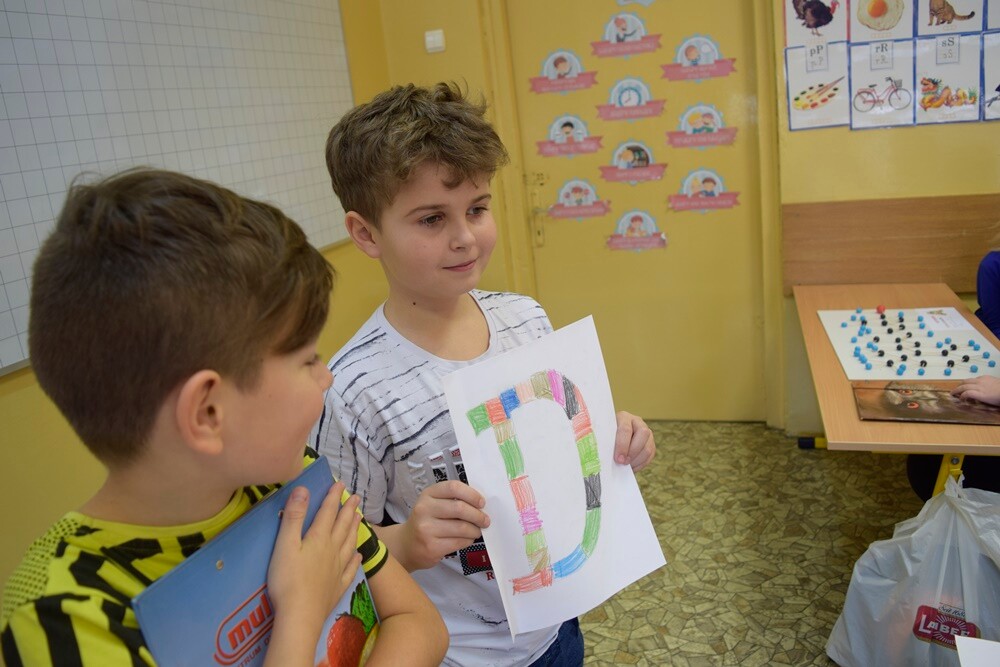 "Myślę, więc jestem" - to słowa, które nie są obce najmłodszym uczniom Szkoły Podstawowej nr 17 im. prof. Jana Karskiego w Rudzie Śląskiej.