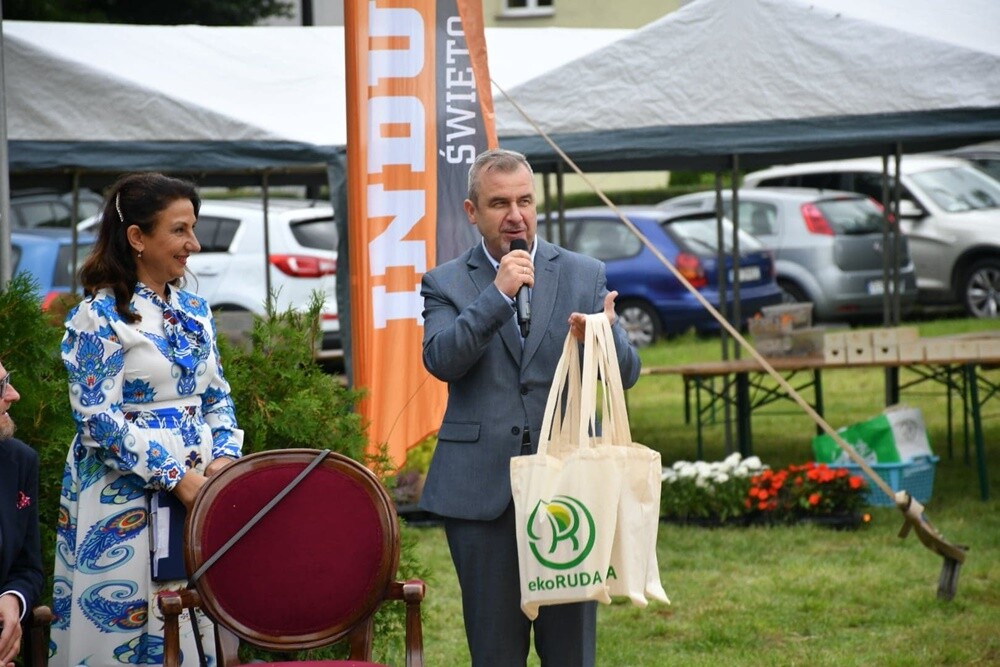 Dzisiaj odbyła się kolejna edycja Narodowego Czytania. Rudzianie czytali "Ballady i romanse" Adama Mickiewicza. 

fot. Jacek Knapik