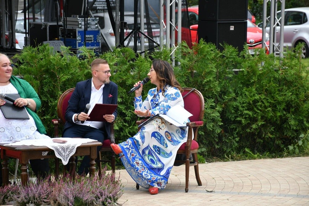Dzisiaj odbyła się kolejna edycja Narodowego Czytania. Rudzianie czytali "Ballady i romanse" Adama Mickiewicza. 

fot. Jacek Knapik